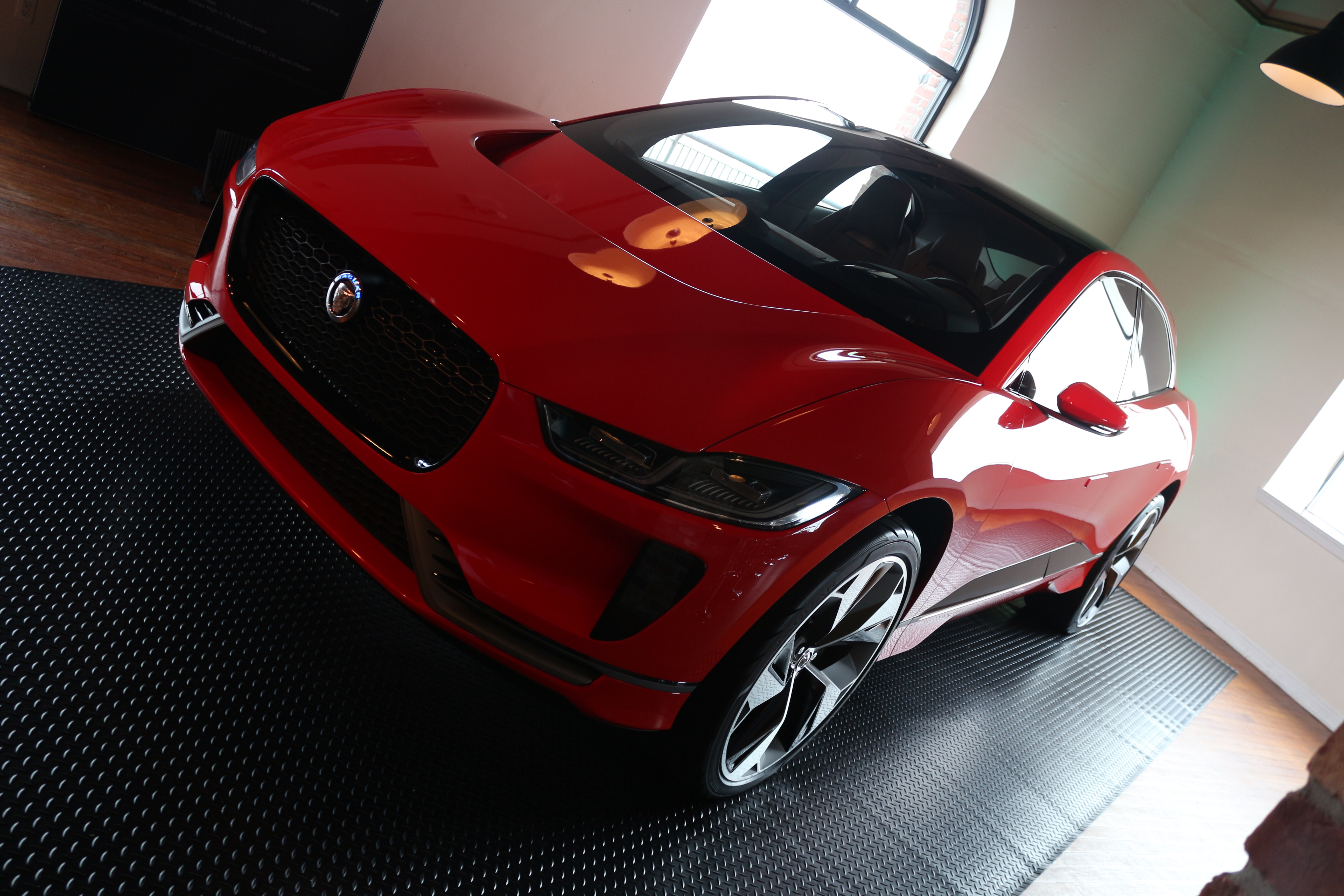 Jaguarforums.com 2018 Jaguar I-PACE Concept EV SUV Electric Vehicle FIA Formula E Brooklyn ePrix