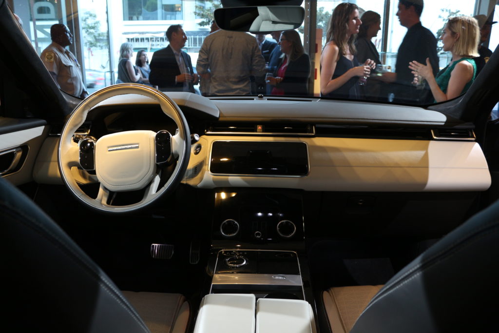 Jaguarforums.com Jaguarforums Jaguar Land Rover Velar 2018 Details Info Hollywood Unveil Los Angeles