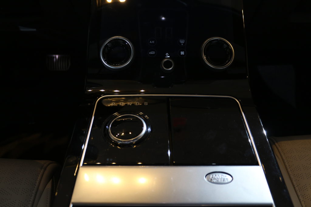 Jaguarforums.com Jaguarforums Jaguar Land Rover Velar 2018 Details Info Hollywood Unveil Los Angeles