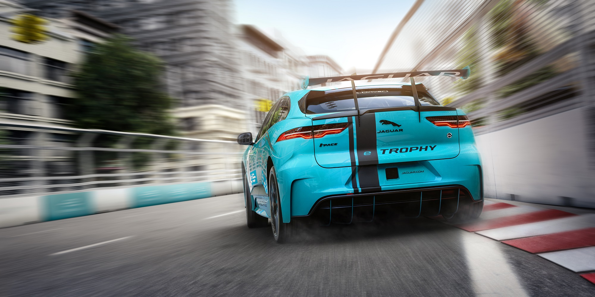 jaguarforums.com Jaguar I-PACE eTROPHY Race Series FIA Formula E Electirc Vehicles Racing Motorsport