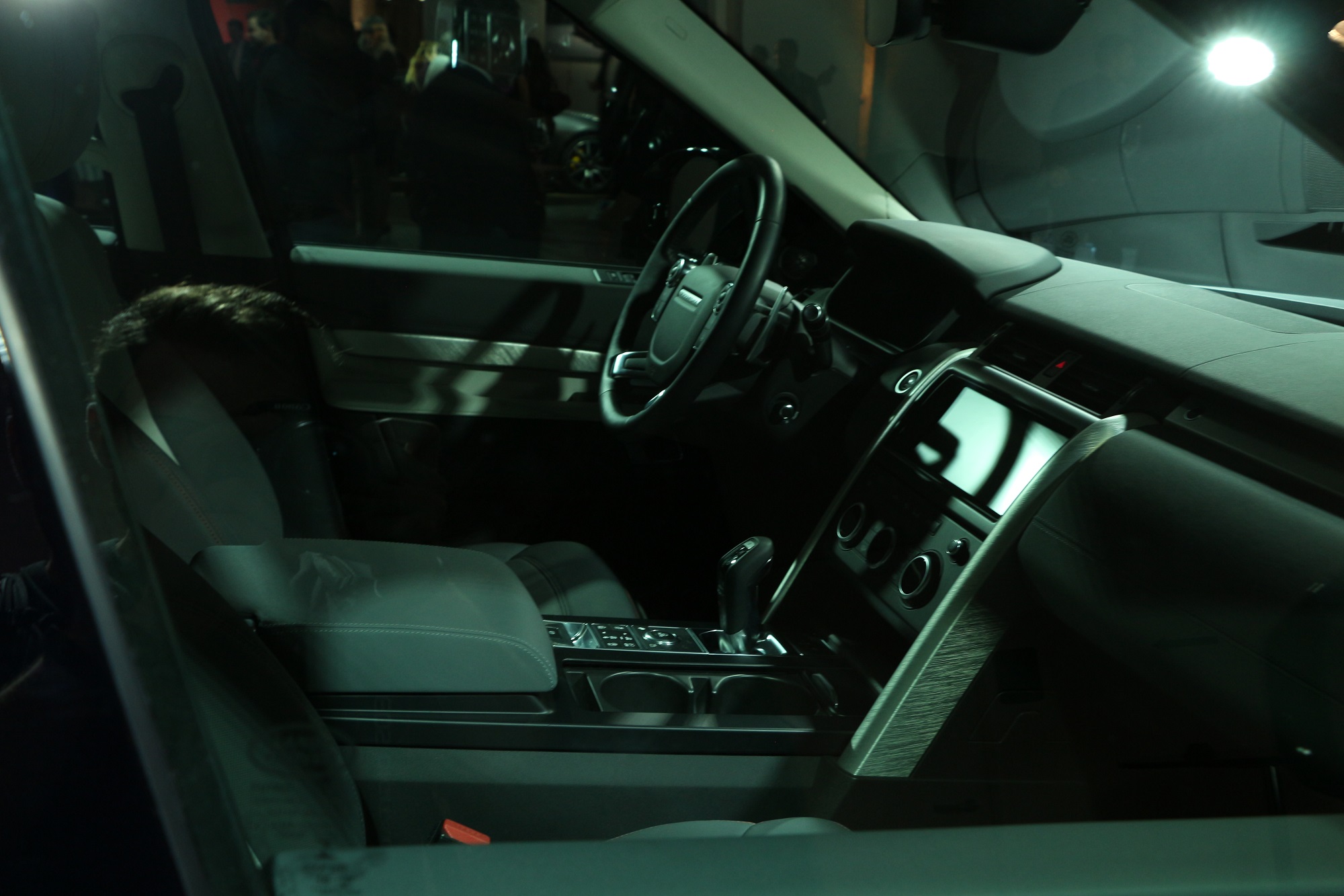 Jaguarforums.com Land Rover Range Rover SVR Sport SVX SVAutobiography LA L.A. Los Angeles Auto Show 2017 2018 Discovery Evoque Velar