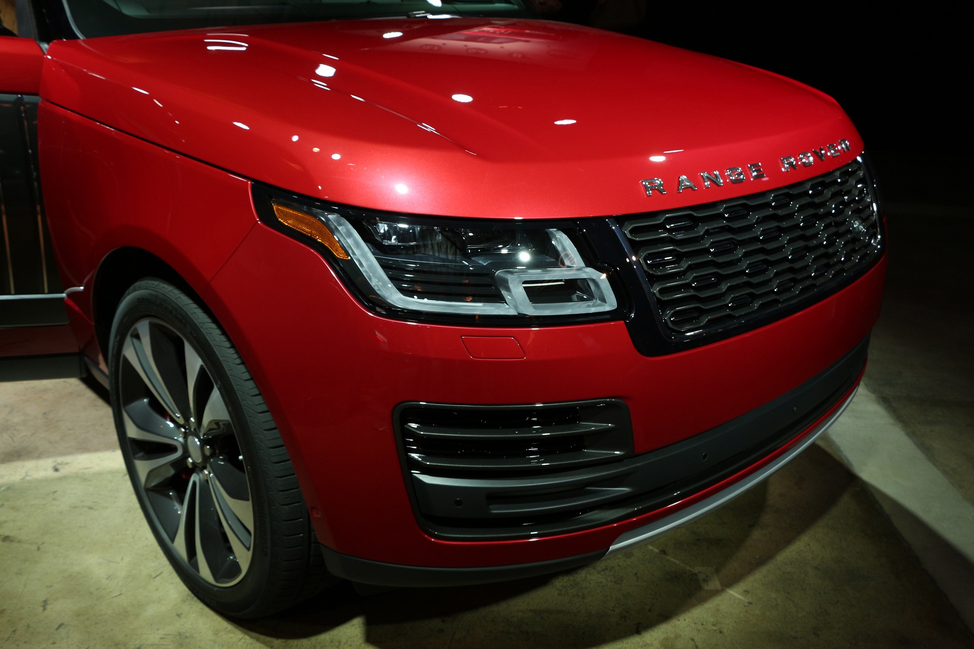 Jaguarforums.com Land Rover Range Rover SVR Sport SVX SVAutobiography LA L.A. Los Angeles Auto Show 2017 2018 Discovery Evoque Velar