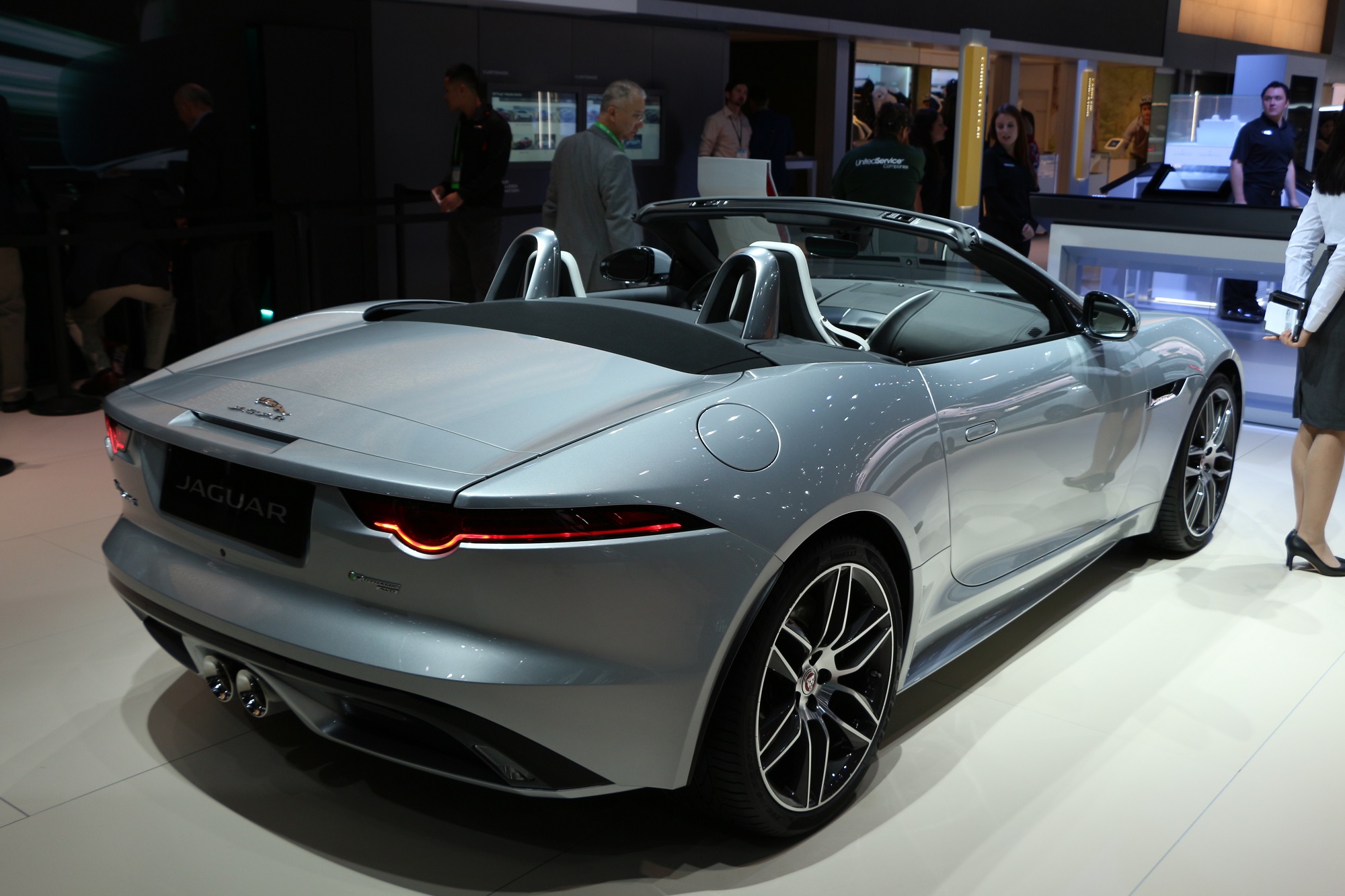 Jaguarforums.com F-Type R SVR LA Los Angeles Auto Show 2017 2018