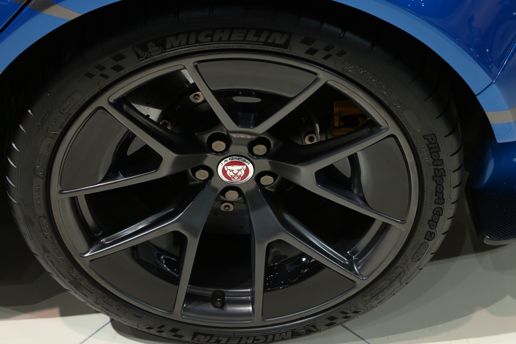 jaguarforums.com Jaguar SVO SV Project 7 XE Project 8 LA Los Angeles Auto Show 2017 2018