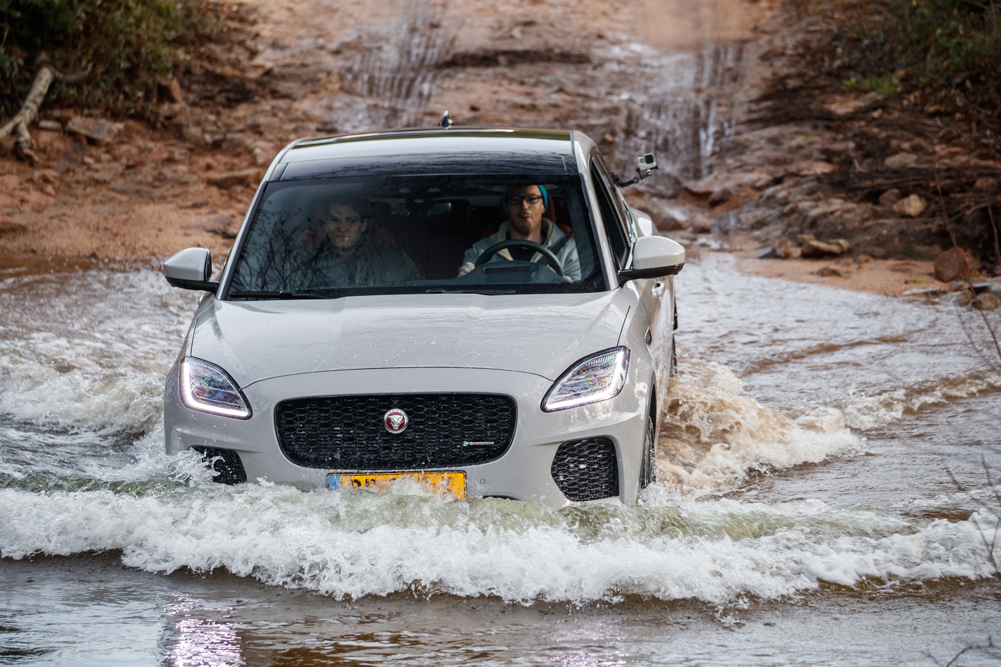 Jaguarforums.com 2018 2019 Jaguar E-PACE SUV First Drive Review Test Corsica France