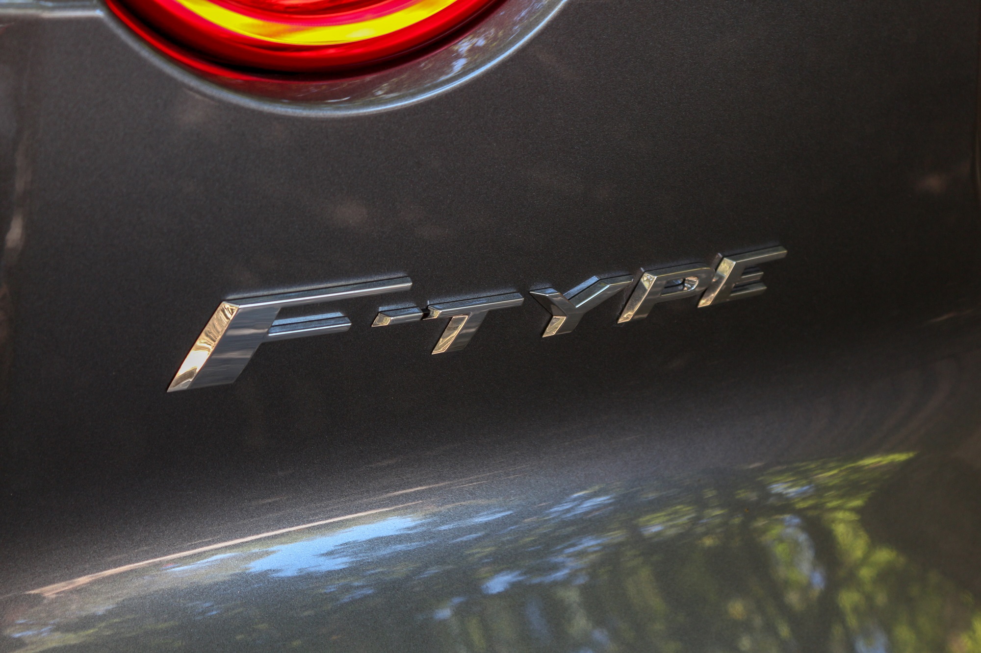 Jaguarforums.com 2017 2018 Jaguar F-Type R Convertible Canyon Drive Review