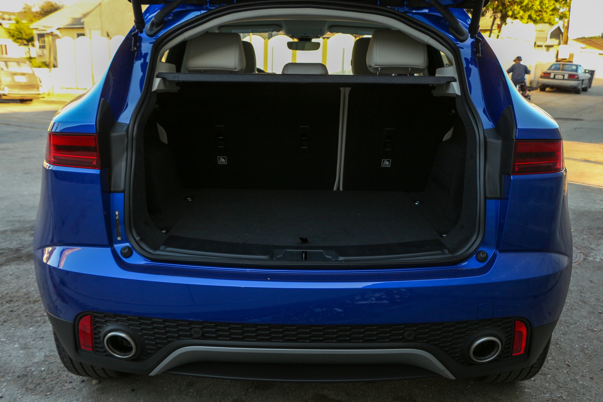 Jaguarforums.com 2018 2019 Jaguar E-PACE SE P250 AWD Review Drive Opinion Interior Exterior