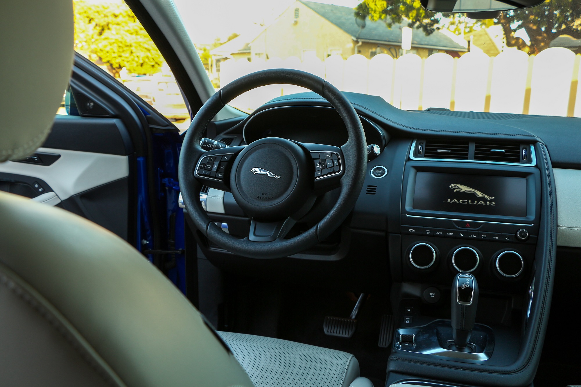 Jaguarforums.com Jaguar E-PACE SE P250 AWD Ask Me Anything Interior Exterior Engine