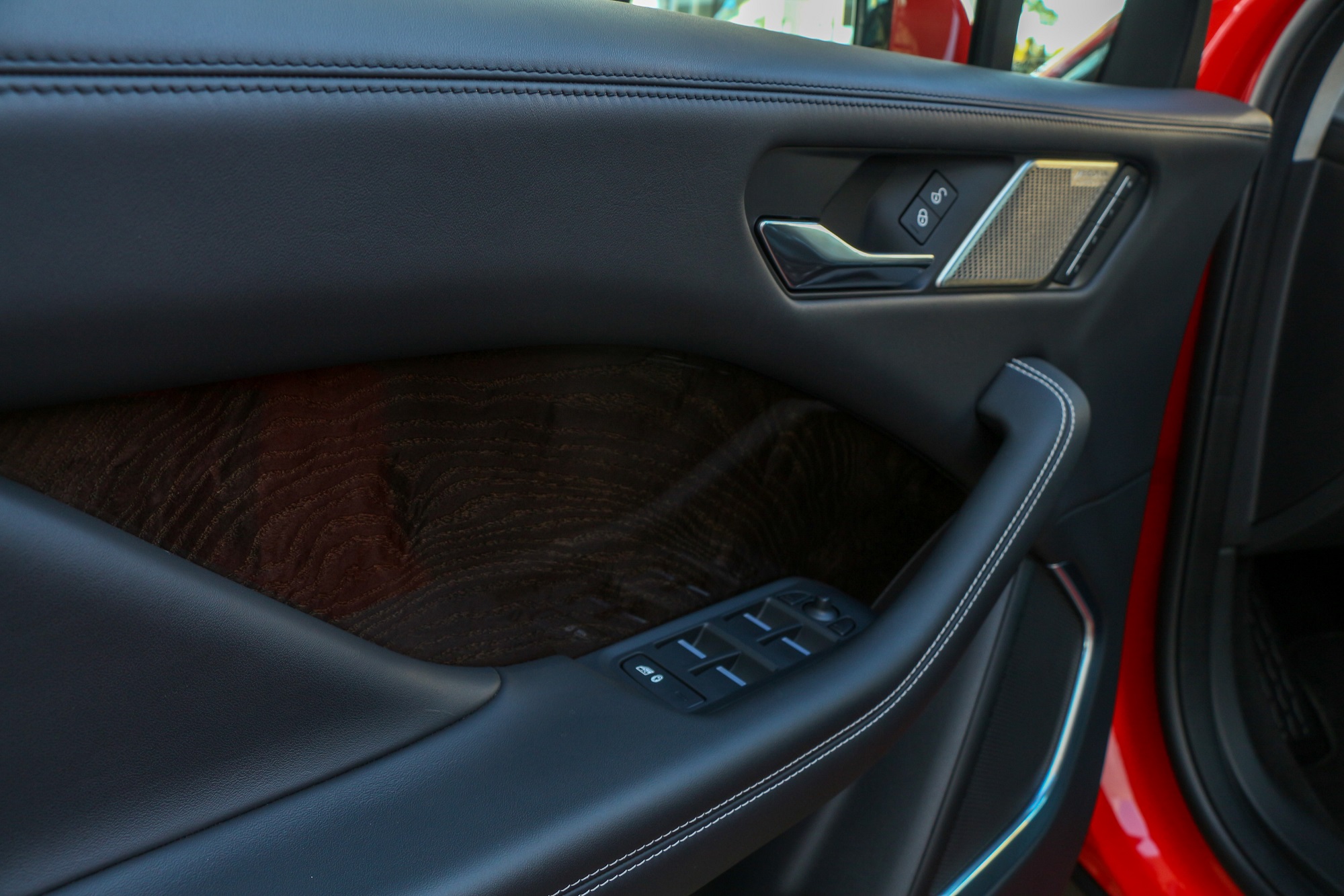 Jaguar I-PACE Interior Colors Options Seats Opinion Review Jaguarforums.com