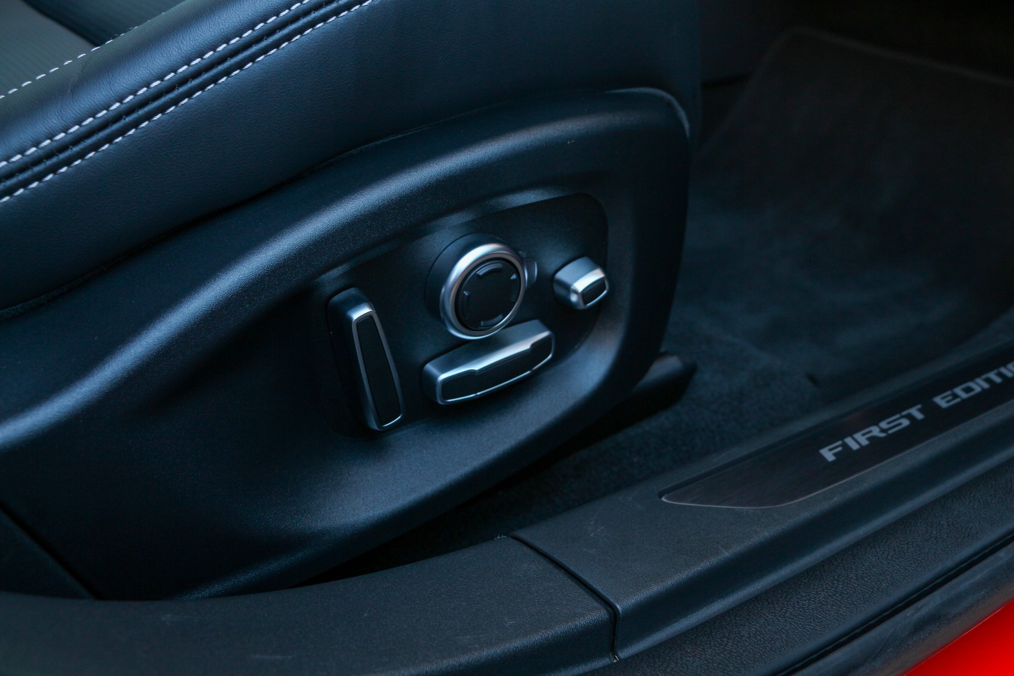 Jaguar I-PACE Interior Colors Options Seats Opinion Review Jaguarforums.com