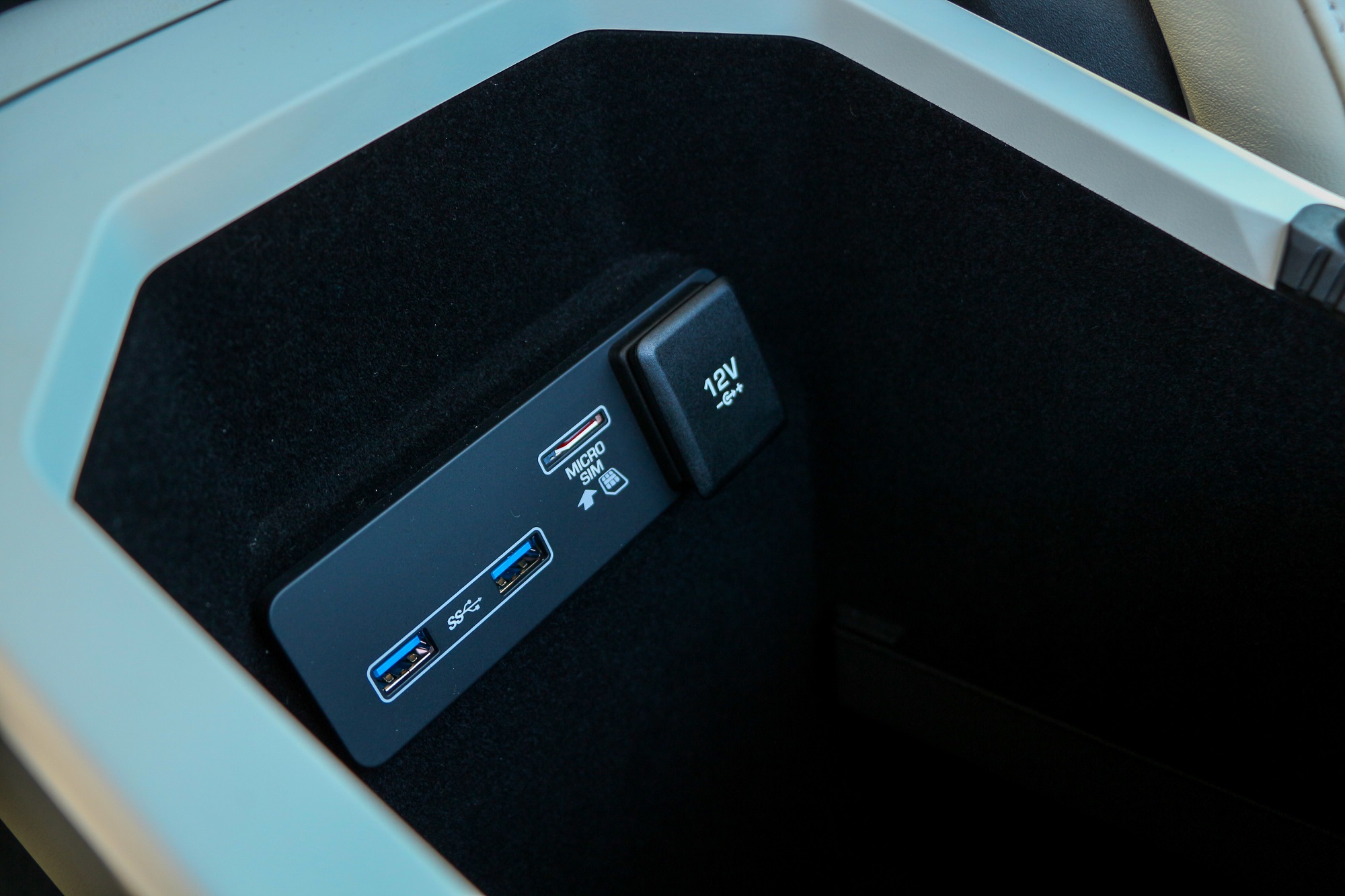 Jaguar I-PACE Interior Colors Options Seats Opinion Review Jaguarforums.com