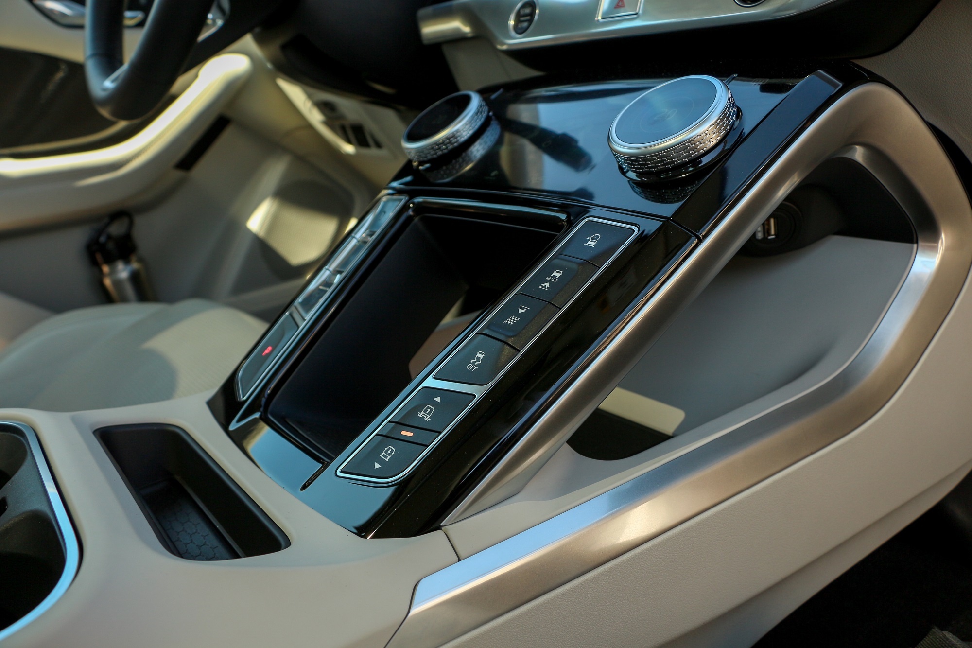 Jaguar I-PACE Interior Colors Options Seats Opinion Review Jaguarforums.com