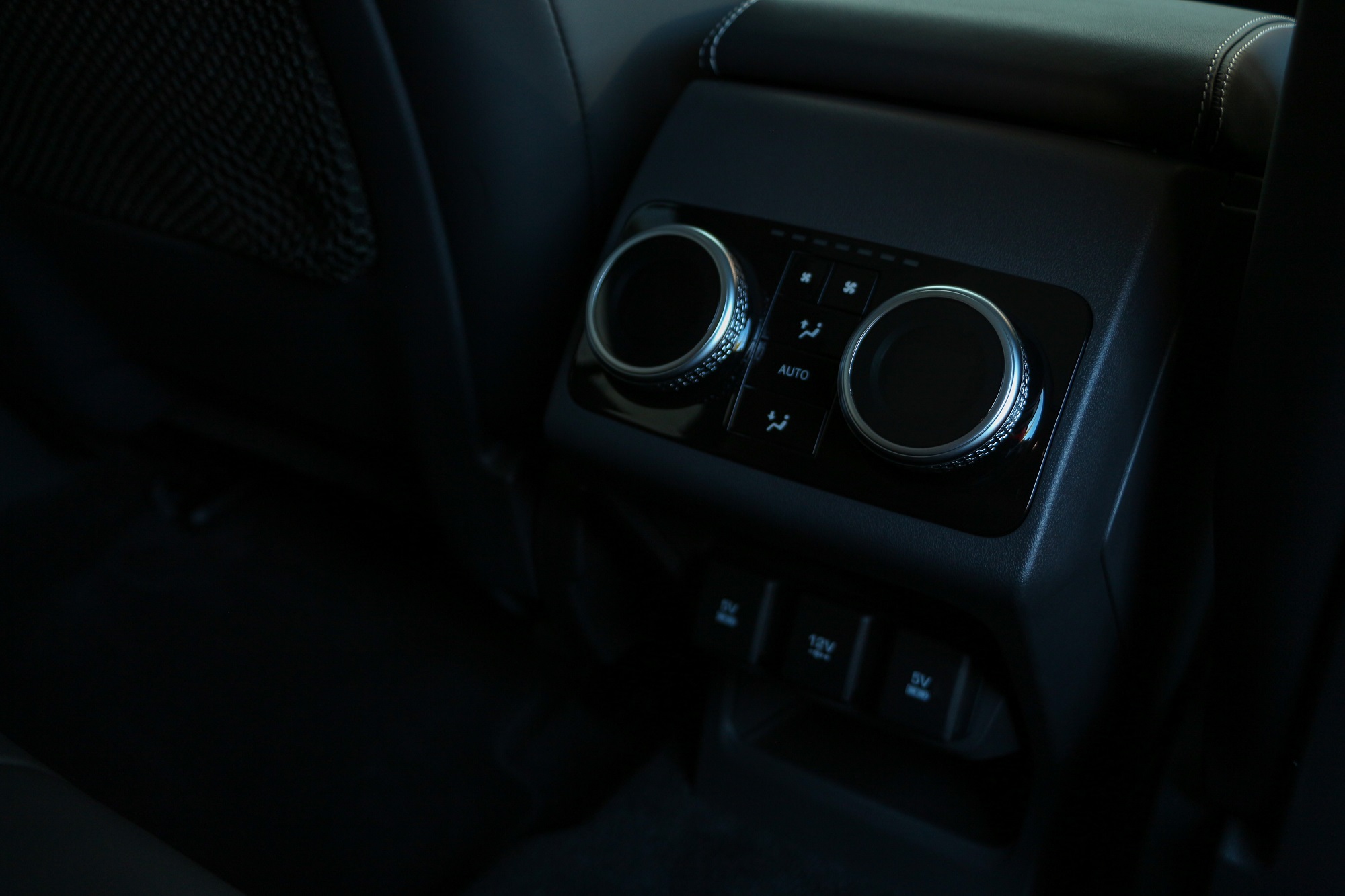 Jaguar I-PACE Interior Colors Options Seats Opinion Review Jaguarforums.com