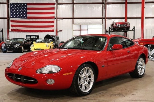 Jaguar XK8