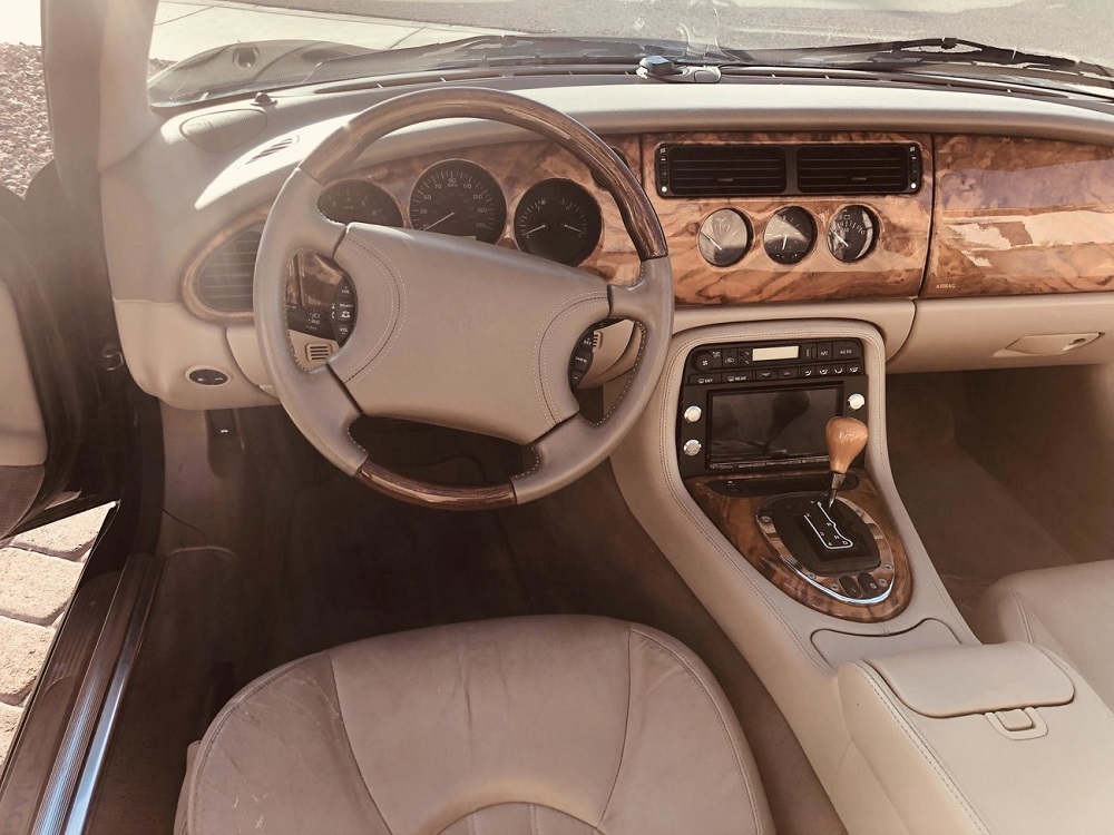1999 Jaguar XK8