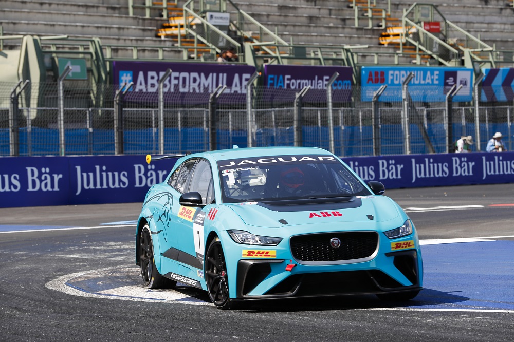 Katherine Legge Wins Jaguar I-PACE eTROPHY Mexico City 2019 FIA Formula E Race Jaguarforums.com