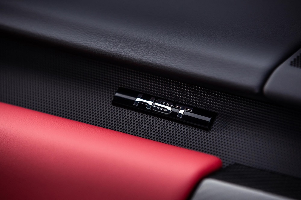 2019 Range Rover Sport SUV Inline Six Cylinder Turbo Electric Supercharger Ingenium Engine News