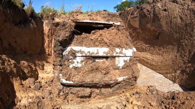 jaguarforums.com YouTuber Resurrects Buried Range Rover
