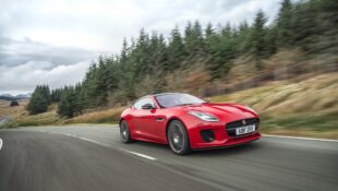 Jaguar F-Type Wins Performance Car Category at U.K.’s Honest John Awards