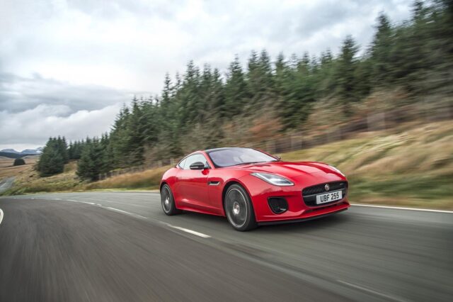 Jaguar F-Type Wins Performance Car Category at U.K.’s Honest John Awards