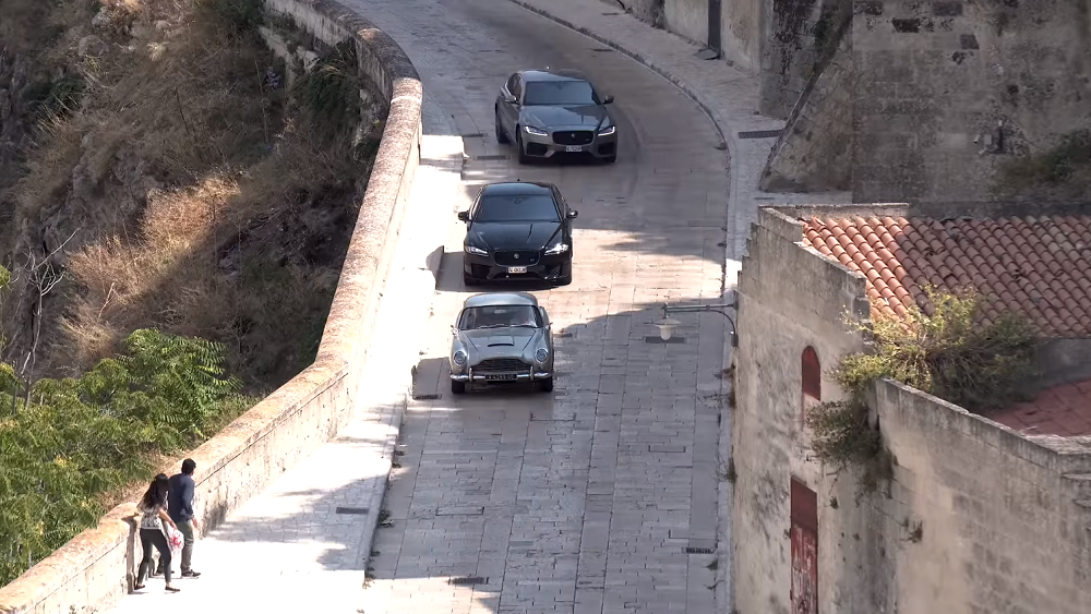 Jaguar XF James Bond "No Time to Die"
