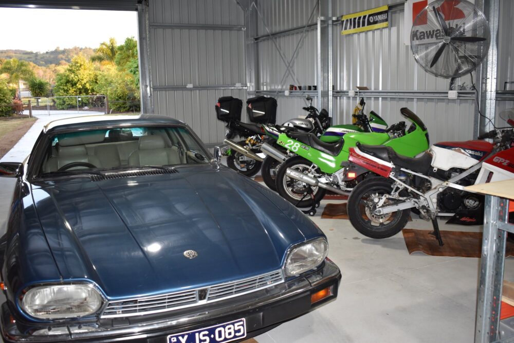 XJS
