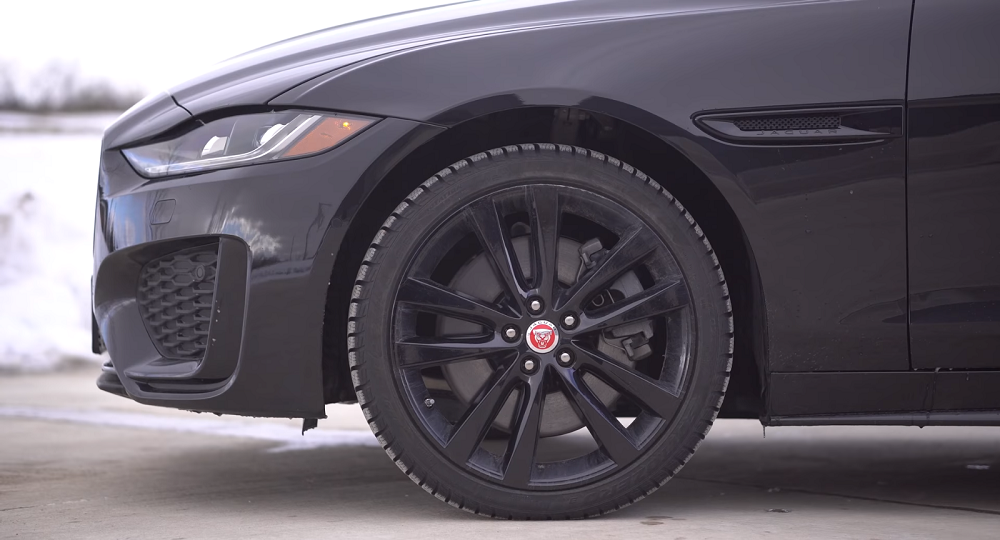 2020 Jaguar XE P300 R Dynamic SE