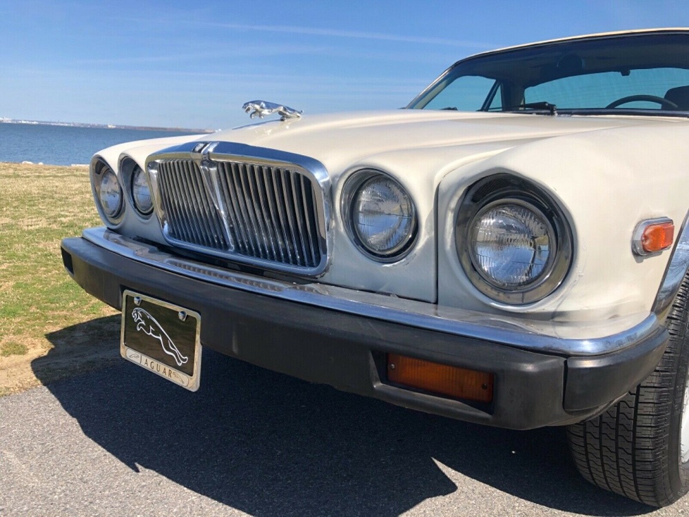 Custom Jaguar XJ6