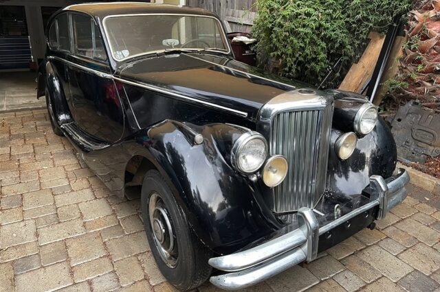 Electric Jaguar Mark V