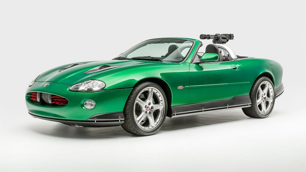 James Bond Jaguar XKR